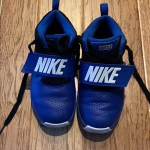Like new Nike basketball shoes